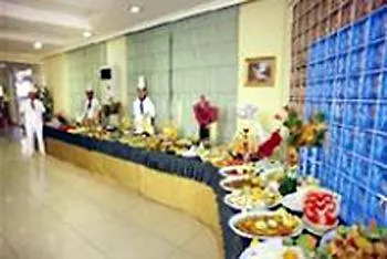 Gold Hotel